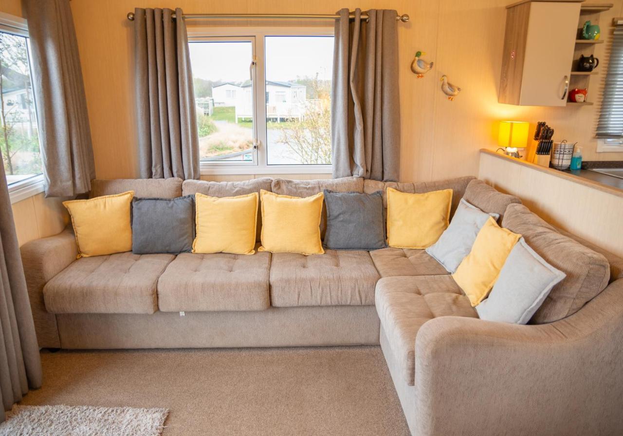 Luxury Lancaster Lodge - The Best Hot Tub Getaway! Таттершелл Екстер'єр фото